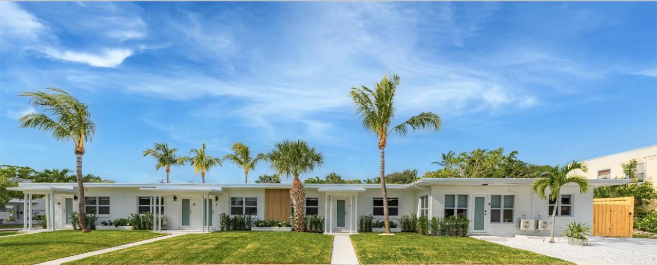 M Lake Worth Beach - Modern Villas Near West Palm Beach, Chic Retro Vibes, King Bed, Cozy Backyard, Bbq, Workspace, High-Speed Internet, Free Parking, 5 Minutes To Downtown & Beach Exterior foto