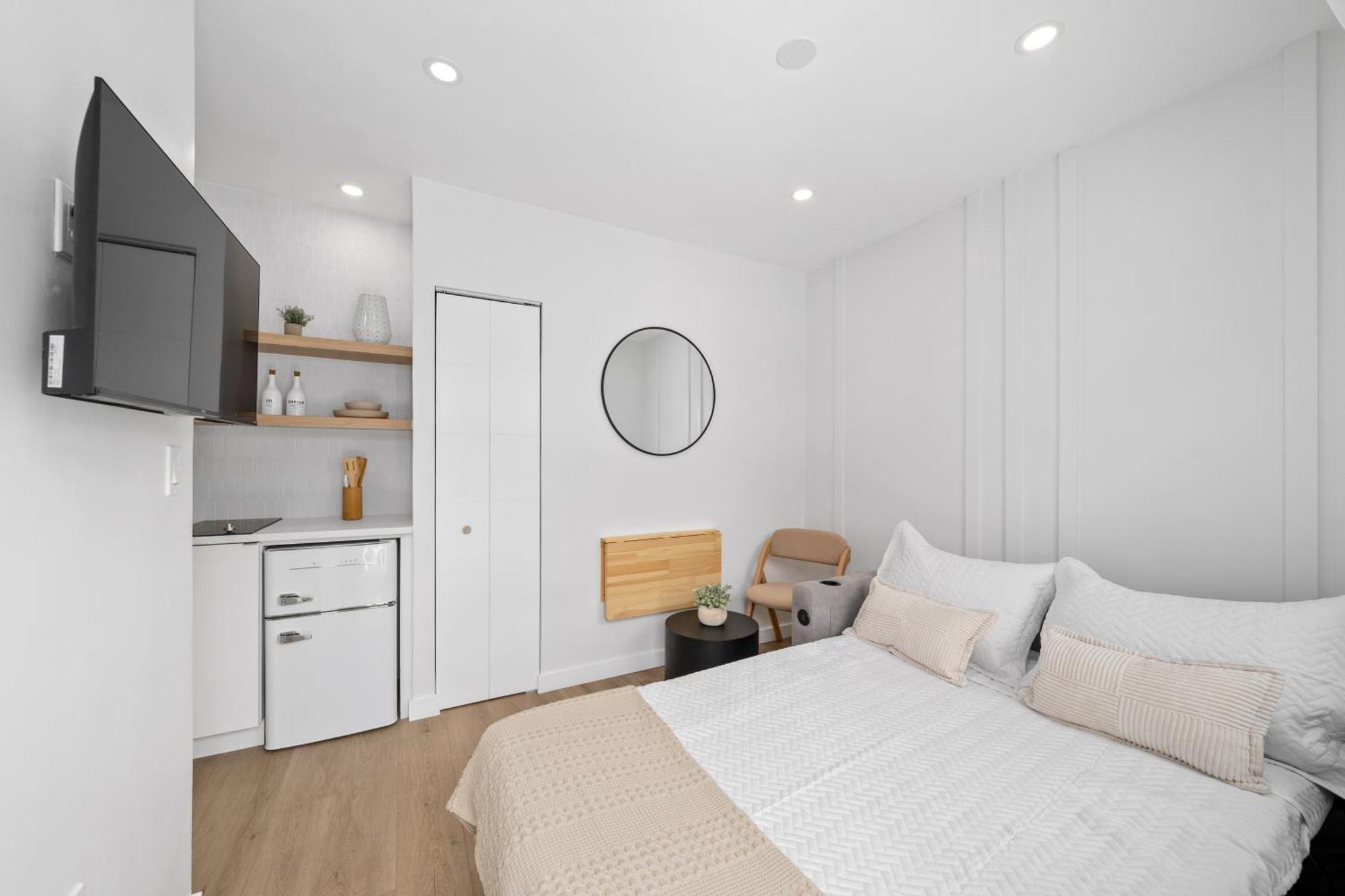M Lake Worth Beach - Modern Villas Near West Palm Beach, Chic Retro Vibes, King Bed, Cozy Backyard, Bbq, Workspace, High-Speed Internet, Free Parking, 5 Minutes To Downtown & Beach Exterior foto